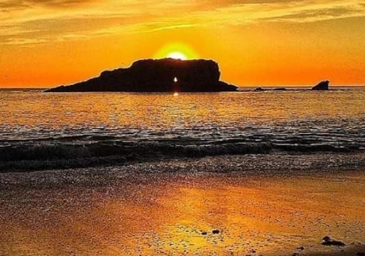 Alojamiento Monte Y Mar ลาอิสลา ภายนอก รูปภาพ